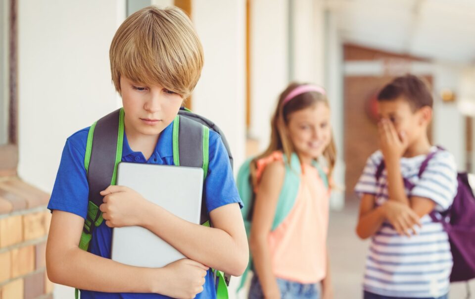 Stalking w szkole – jak możesz pomóc dziecku?