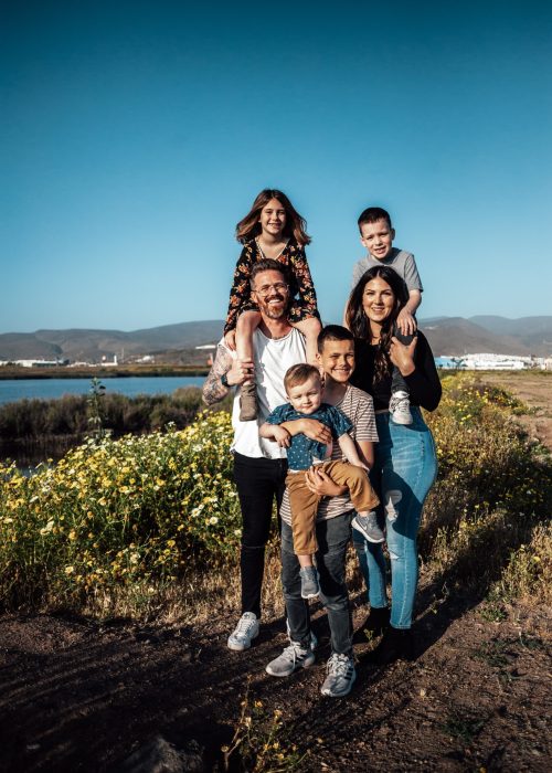 photo-1611024847487-e26177381a3f